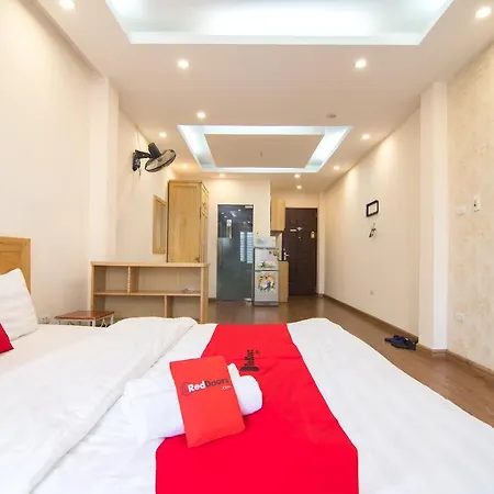 RedDoorz gần Big C Thăng Long-2